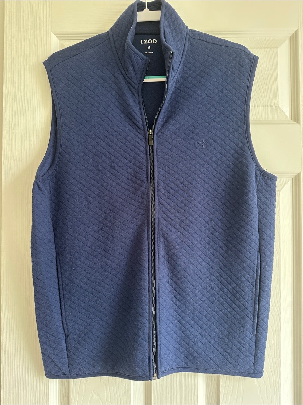IZOD Men’s Quilted Navy Full-Zip Vest
